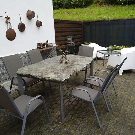 Appartamento La Casa Nel Bosco Rueglio Exterior foto