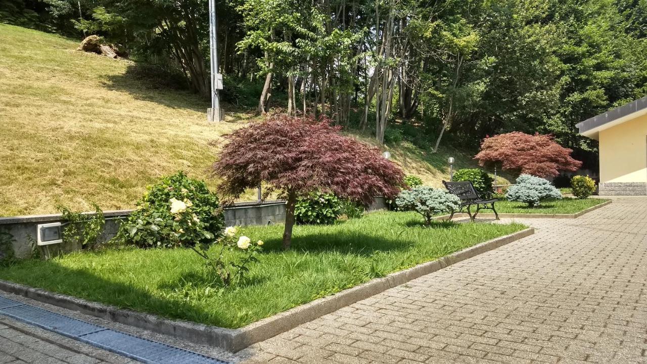 Appartamento La Casa Nel Bosco Rueglio Exterior foto