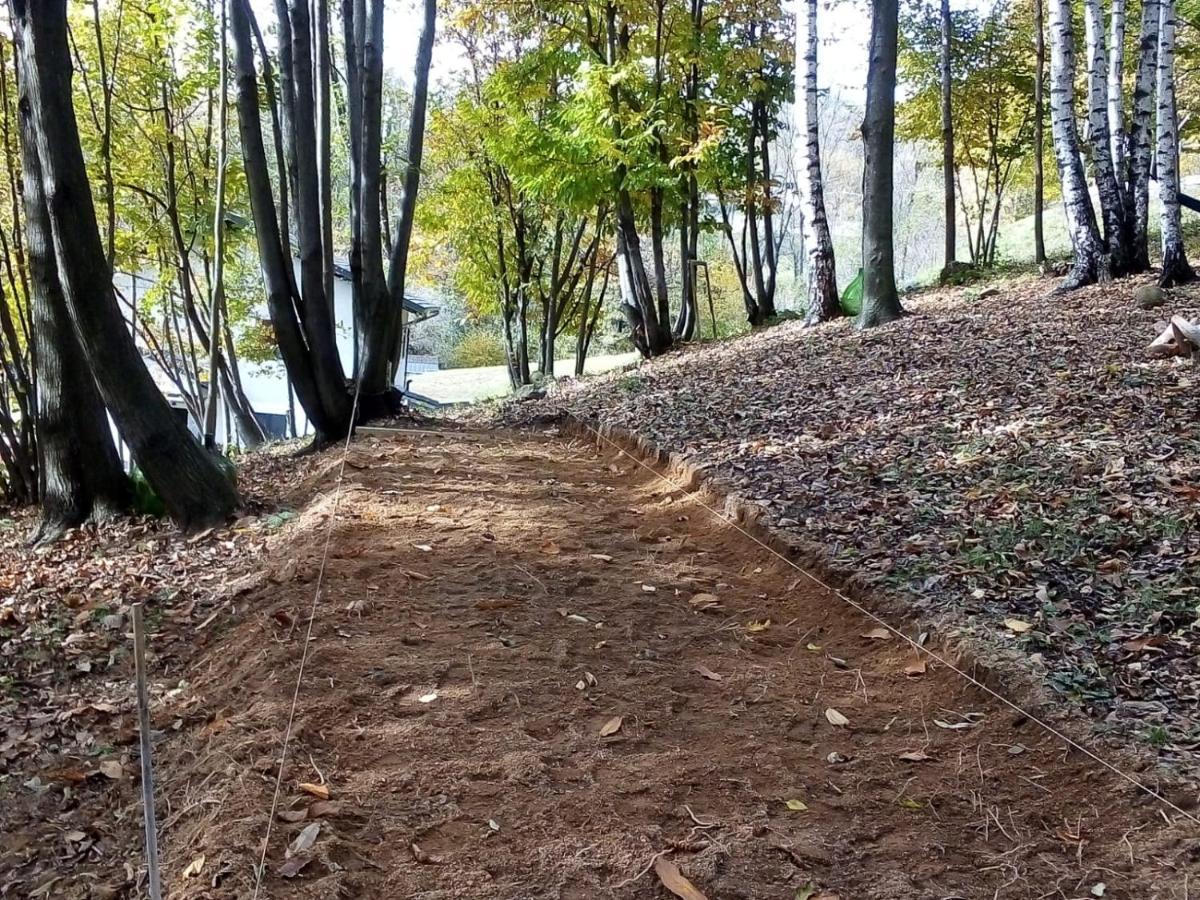 Appartamento La Casa Nel Bosco Rueglio Exterior foto