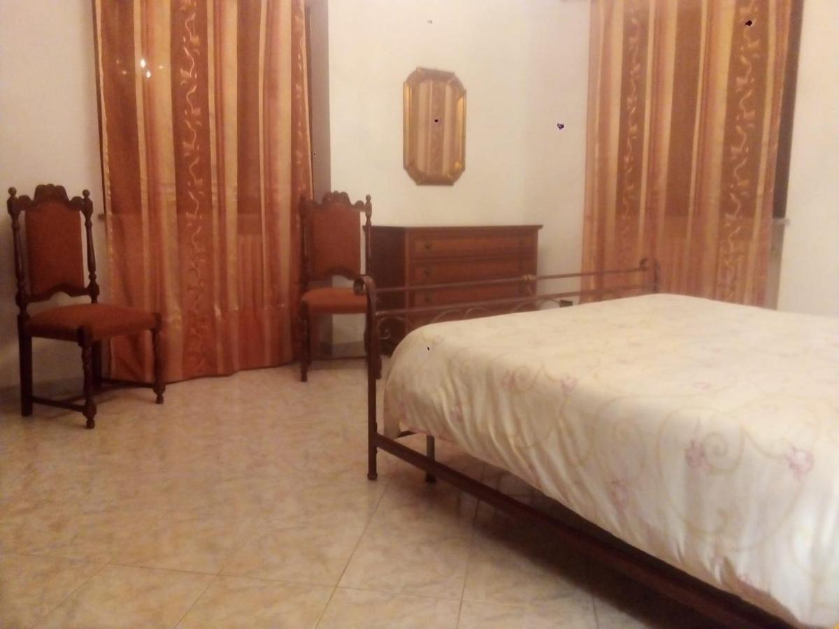 Appartamento La Casa Nel Bosco Rueglio Exterior foto